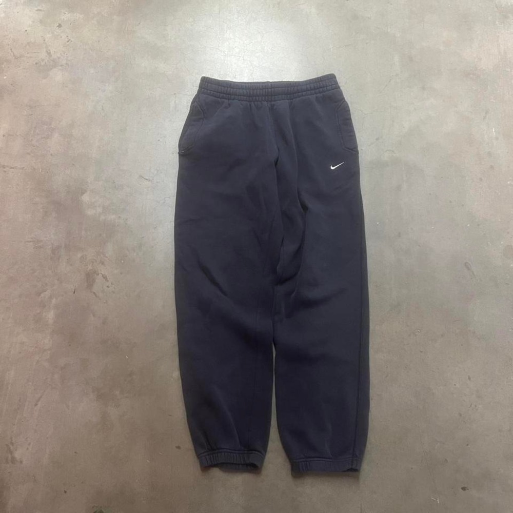 Y2K Nike men's navy blue baggy sweatpants embroidered loose S